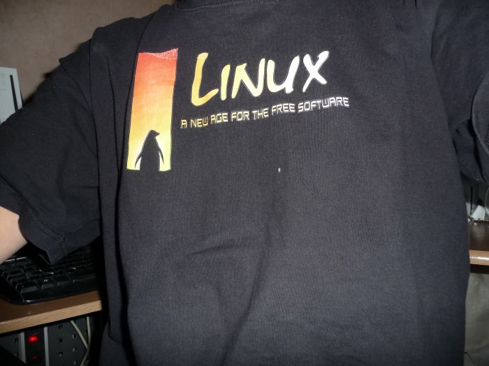 t Shirt linux an new age for the free software
